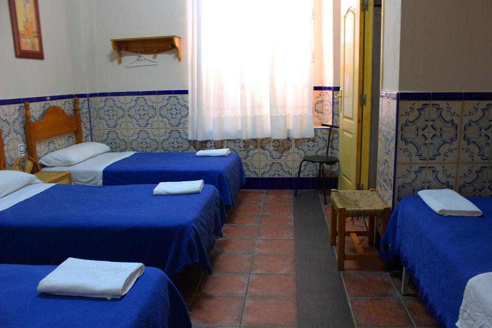 Hostal Lis Sevilla Exterior foto