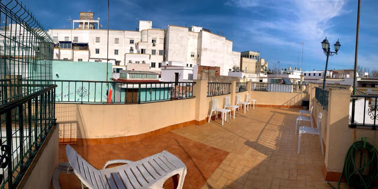 Hostal Lis Sevilla Exterior foto